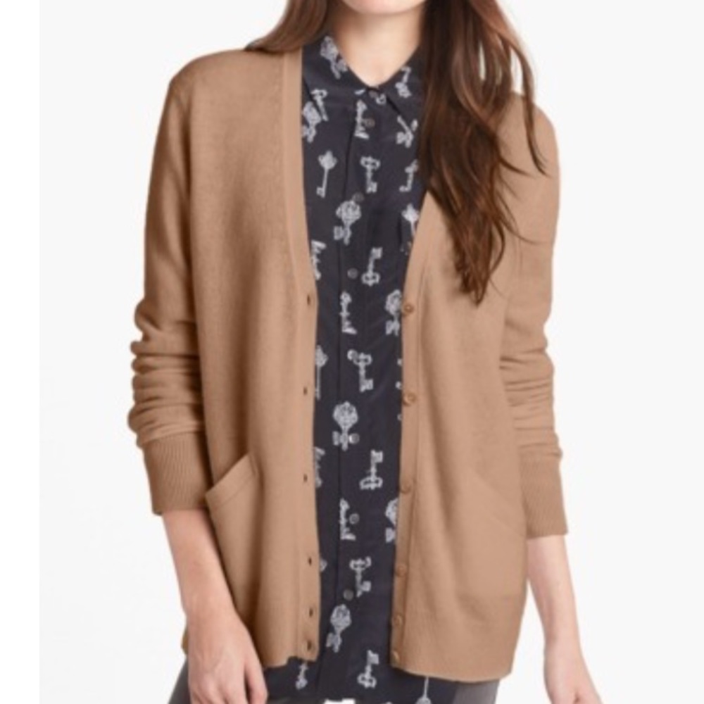 CASHMERE Small tan cardigan